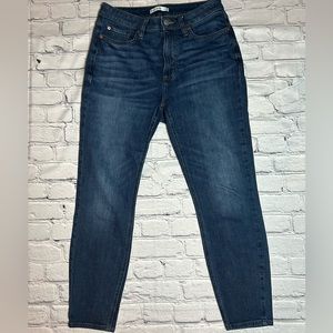 Elizabeth and James High Rise Skinny Ankle Jeans 30​